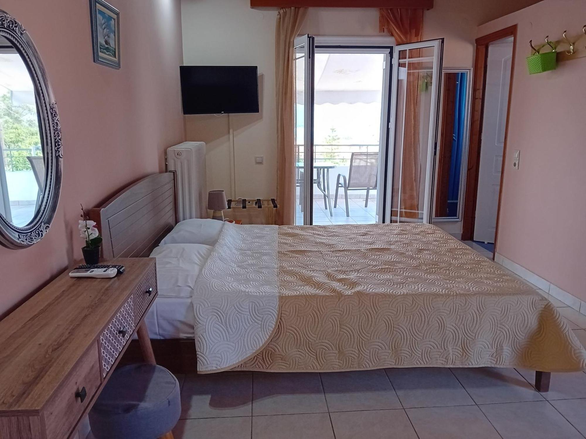 Valta'S Room Paleros Екстериор снимка